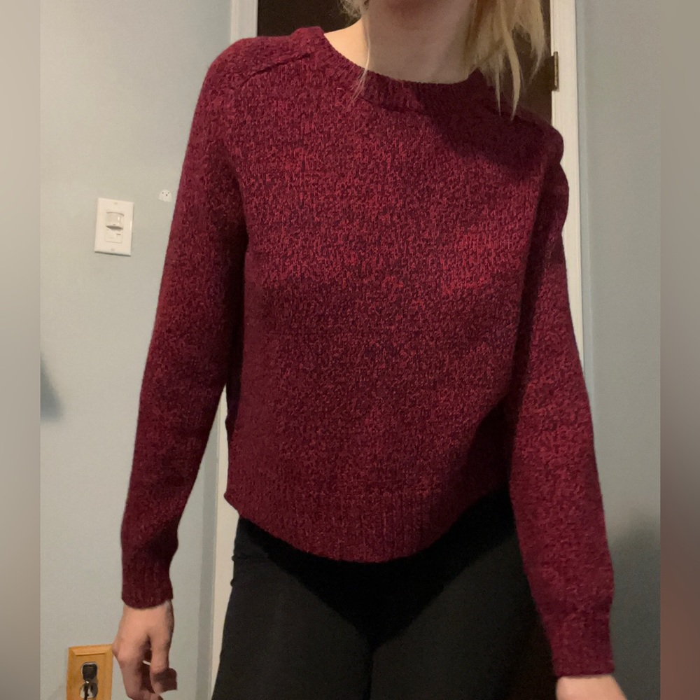 4 Fall Shirts/Sweaters! - Picture 9 of 11
